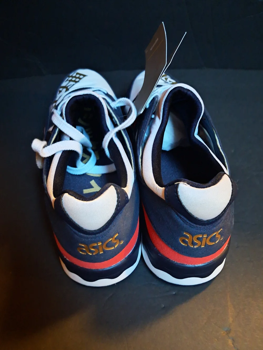Asics classic low